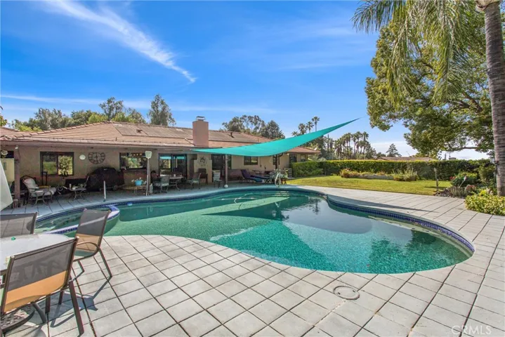 1405 Sterling Road, Redlands, California 92373