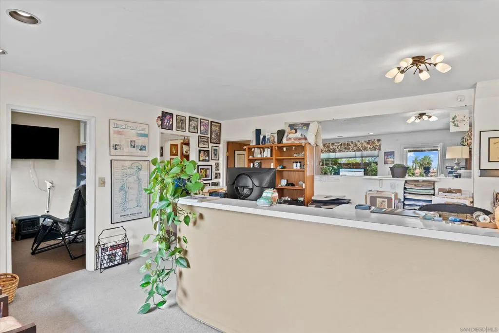 4062 Harney St, San Diego, California 92110 — photo 5