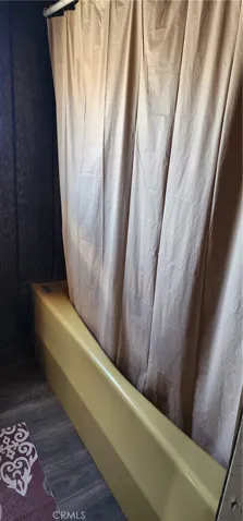 Shower/tub combo