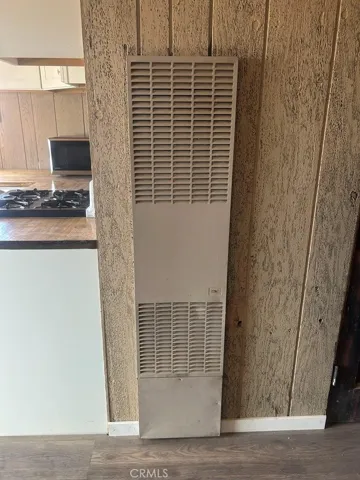 Wall furnace