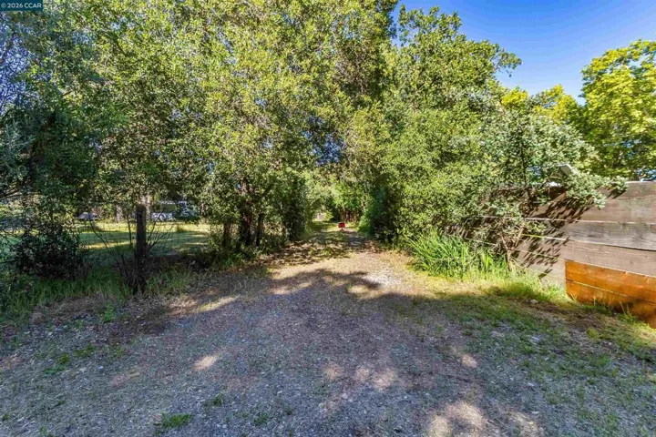 19317 Olive Ave, Sonoma, California 95476