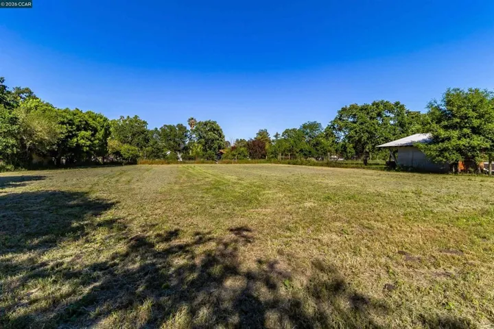 19317 Olive Ave, Sonoma, California 95476