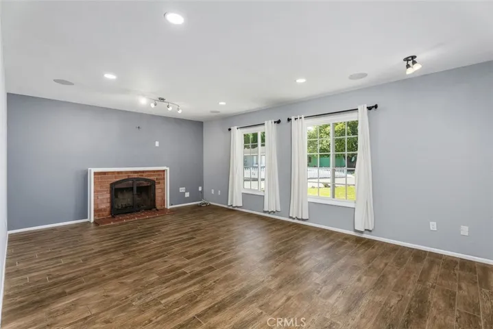 1566 Corsica Place, Costa Mesa, California 92626
