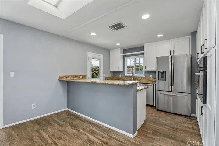 1566 Corsica Place, Costa Mesa, California 92626