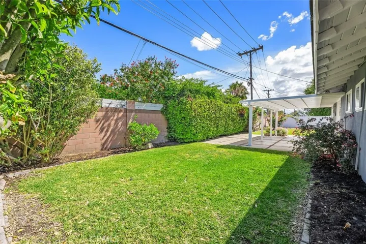 1566 Corsica Place, Costa Mesa, California 92626