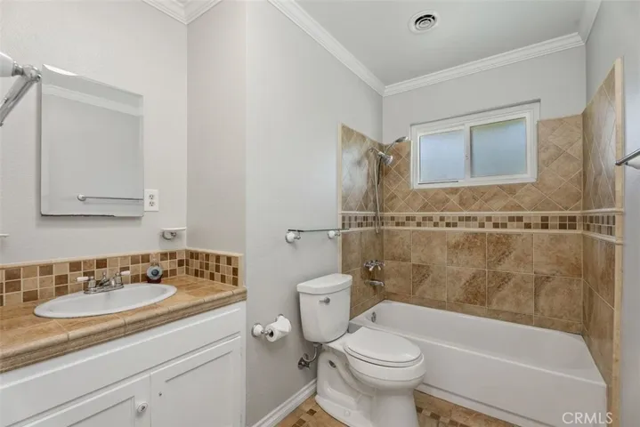 1566 Corsica Place, Costa Mesa, California 92626