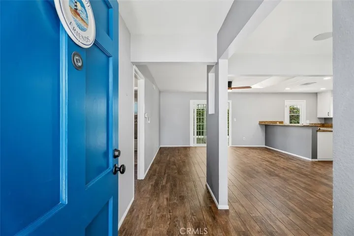 1566 Corsica Place, Costa Mesa, California 92626