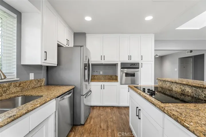 1566 Corsica Place, Costa Mesa, California 92626