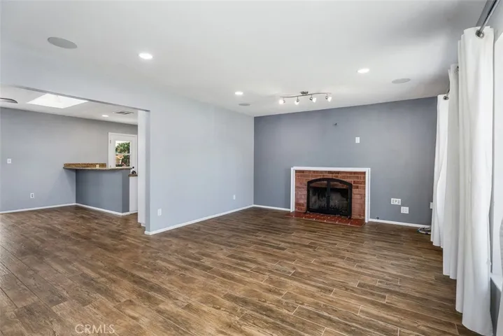 1566 Corsica Place, Costa Mesa, California 92626
