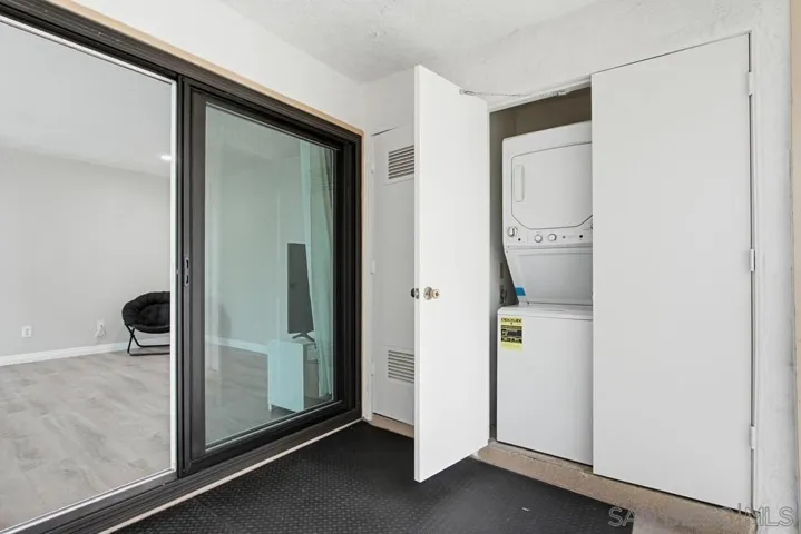 In-Unit Laundry