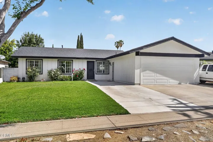 10_2377_Fitzgerald_Rd_Simi_Valley_CA_930
