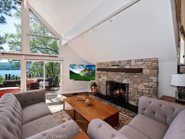 27550 North Bay Road, Lake Arrowhead, California 92352
