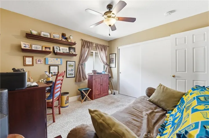 Bedroom/office