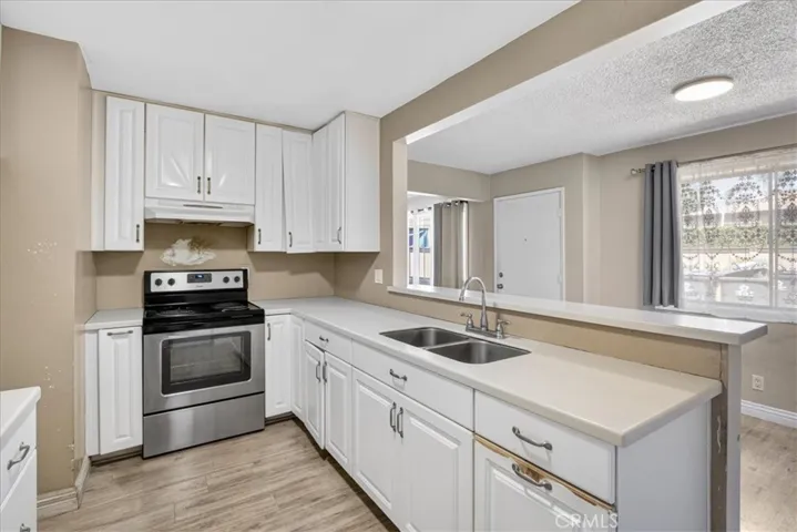 2114 Orange Avenue, Santa Ana, California 92707