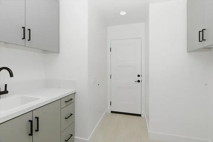 Lot 11 laundry room
