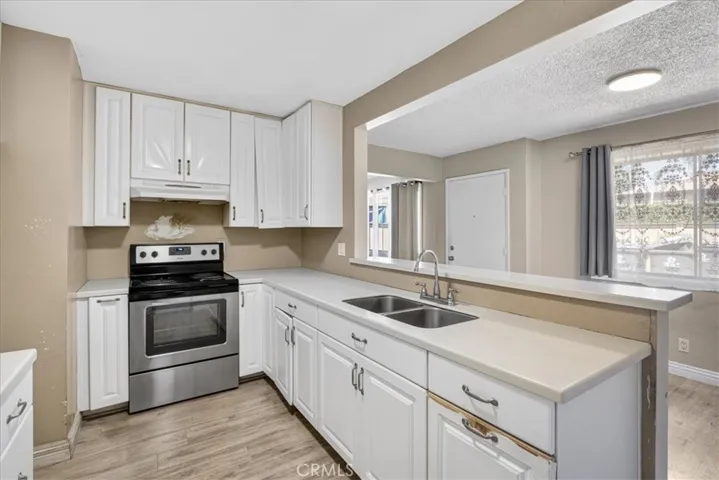2114 Orange Avenue, Santa Ana, California 92707