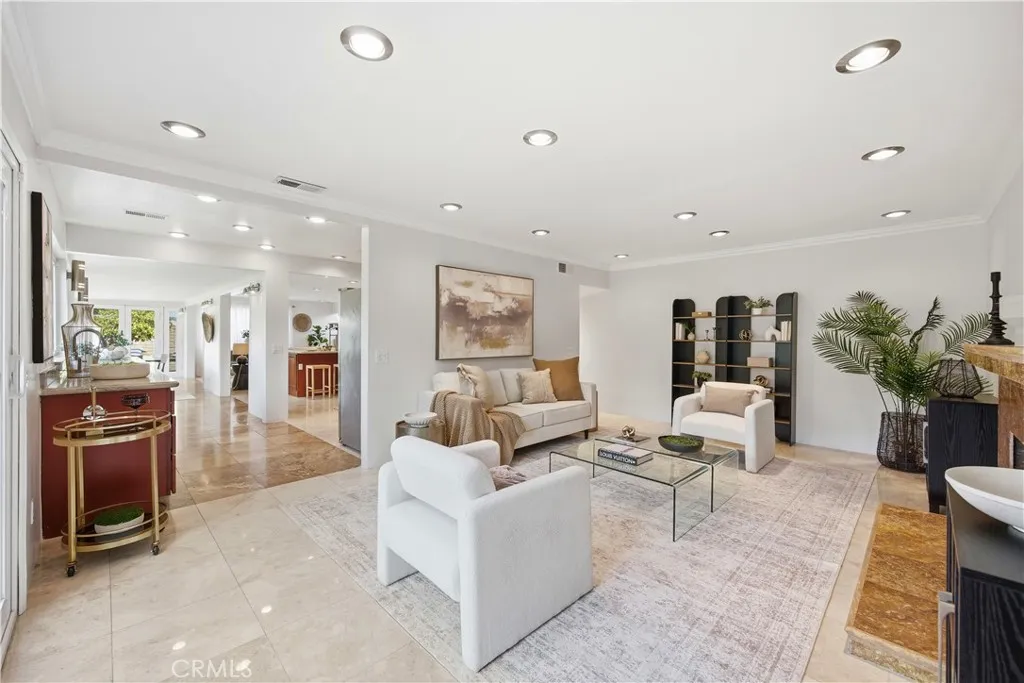 Bonus Room: Office, family room, etc