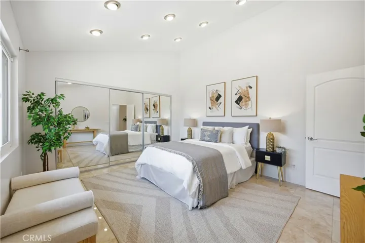 Large Bedroom 2