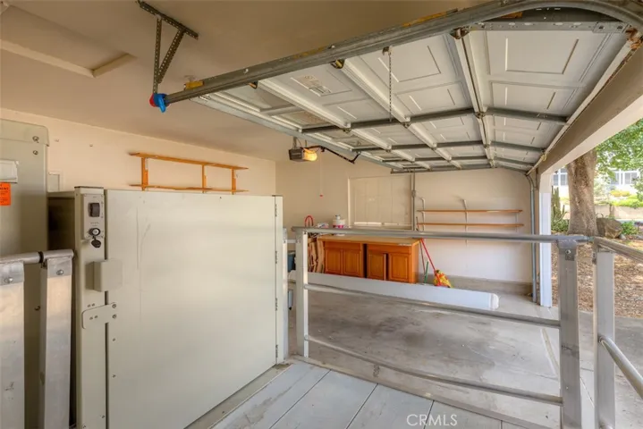 spacious garage