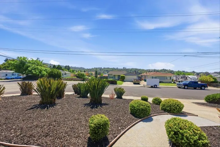 2793 Ruff Court, Pinole, California 94564