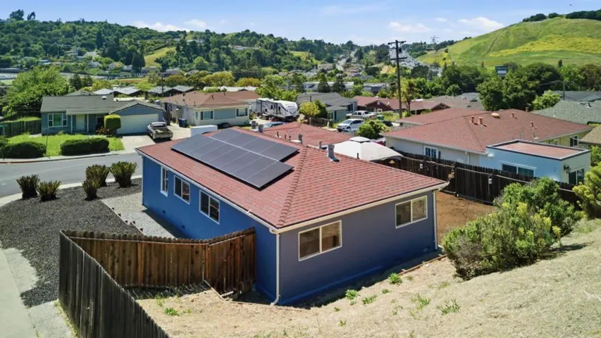2793 Ruff Court, Pinole, California 94564