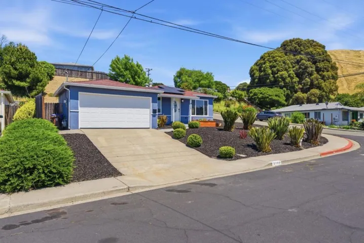 2793 Ruff Court, Pinole, California 94564