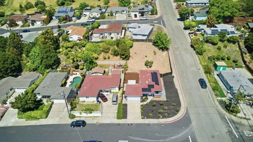 2793 Ruff Court, Pinole, California 94564