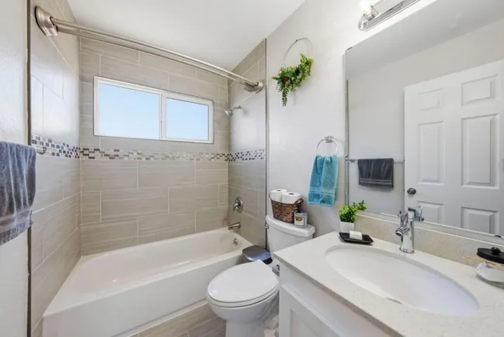 2793 Ruff Court, Pinole, California 94564