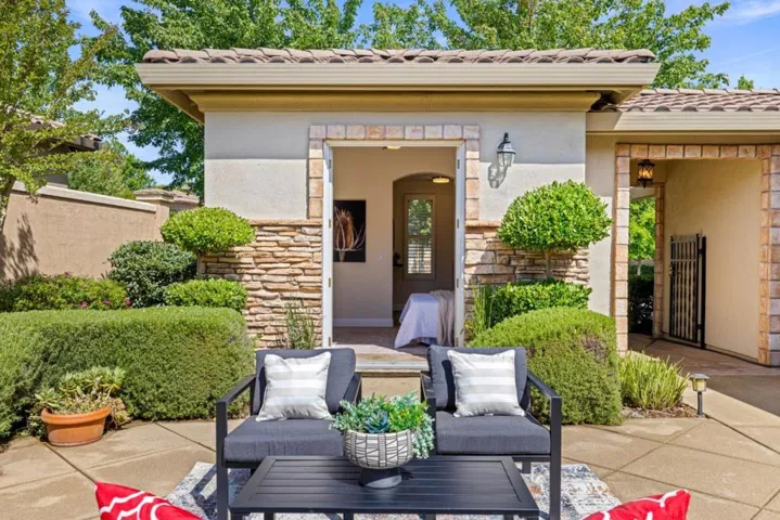 6067 Southerness Drive, El Dorado Hills, California 95762