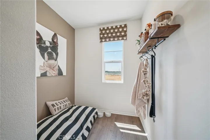 MODEL HOME