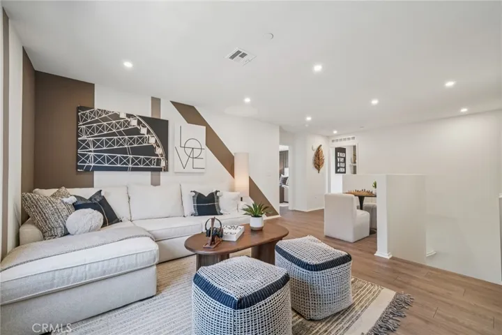 MODEL HOME