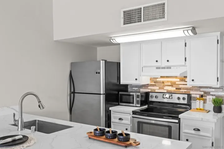 6131 Rancho Mission Road 317, San Diego, California 92108