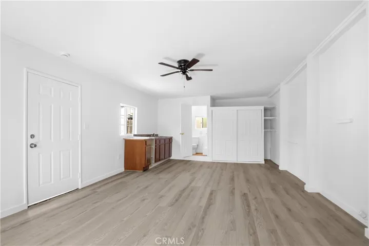Huge Bonus room!  Would make a great Family room or guest quaters