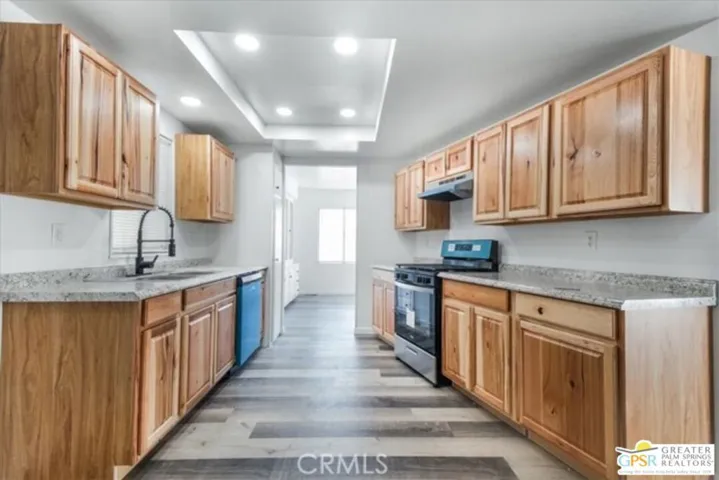 Kitchen pic 1