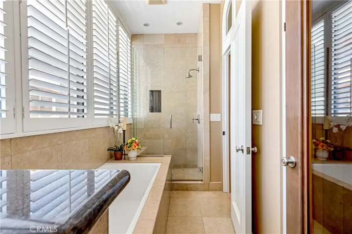Ensuite for Guest Room w/tub, shower and sauna