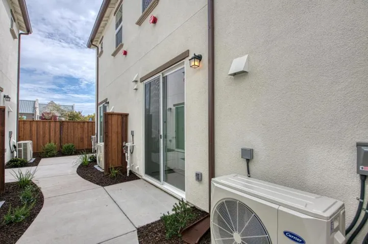 603 Santa Ynez Way B, Marina, California 93933