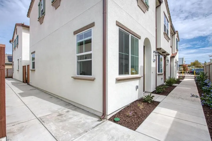 603 Santa Ynez Way B, Marina, California 93933