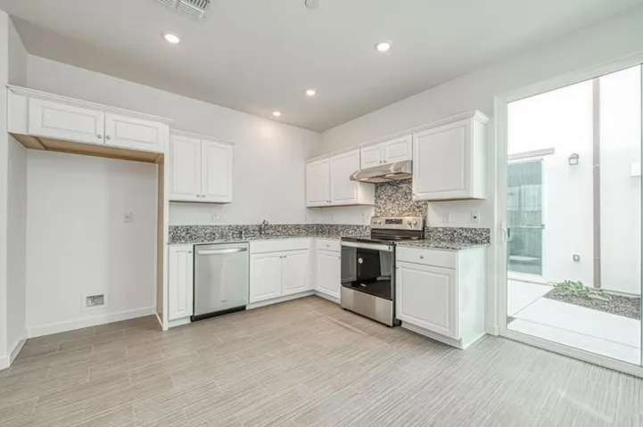 603 Santa Ynez Way B, Marina, California 93933