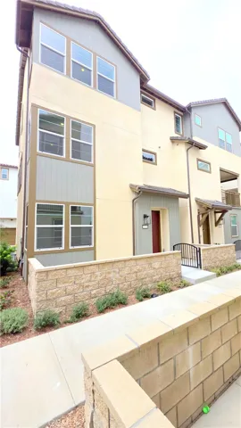 12774 Bolsa Drive, Eastvale, California 92880