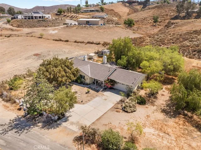 23780 Conejo, Menifee, California 92587