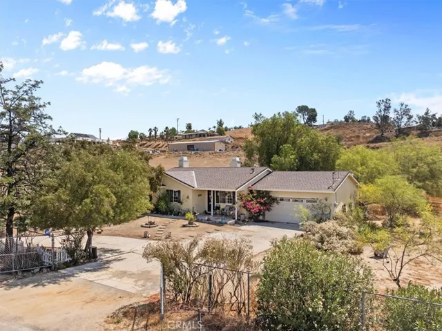 23780 Conejo, Menifee, California 92587