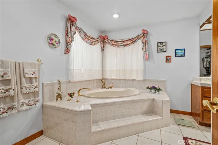 1664 S Elderberry, Ontario, California 91762