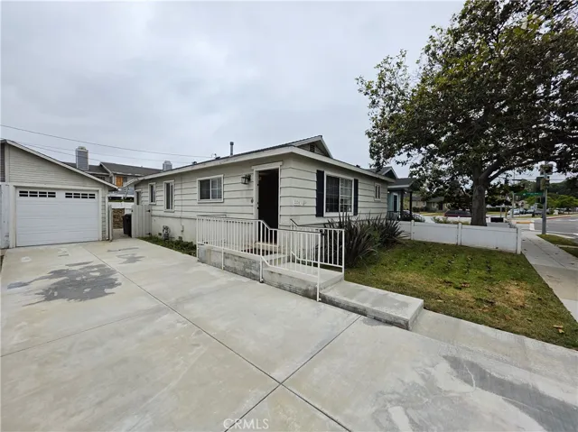 2224 Arlington Avenue, Torrance, California 90501