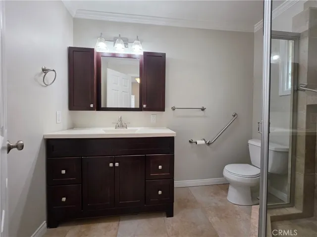 Grab bars in shower, by toilet in ensuite