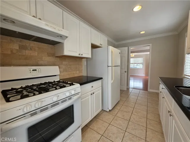 2224 Arlington Avenue, Torrance, California 90501