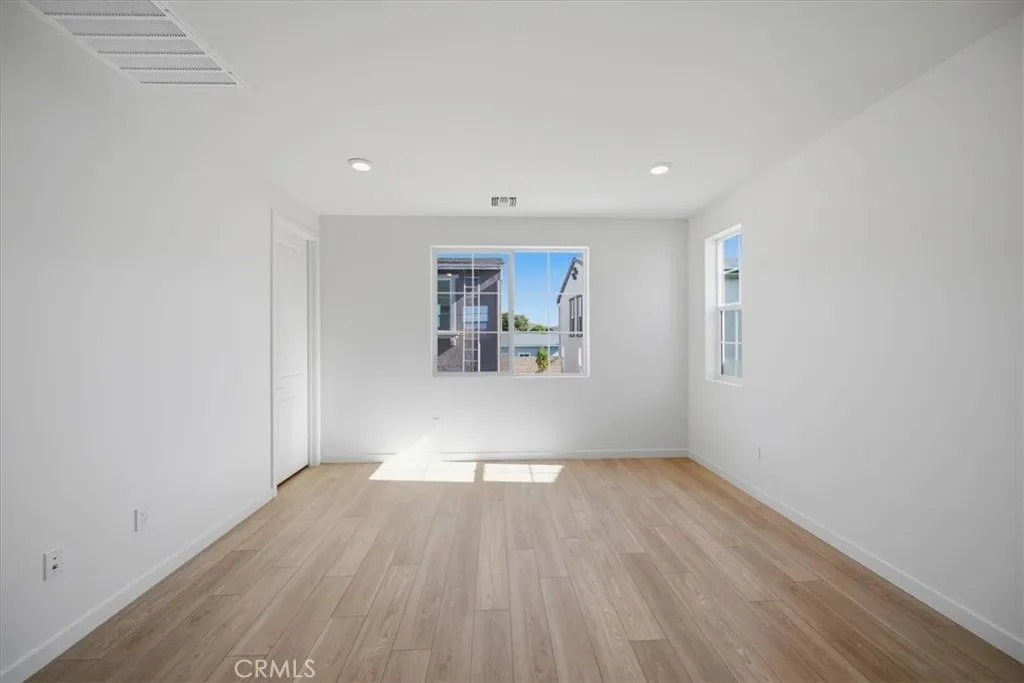 PHOTOS ARE OF MODEL MATCH AND HAVE BEEN VIRTUALLY STAGED - EXTERIOR AND INTERIOR FINISHES MAY VARY