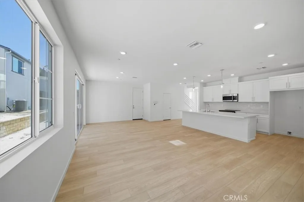PHOTOS ARE OF MODEL MATCH AND HAVE BEEN VIRTUALLY STAGED - EXTERIOR AND INTERIOR FINISHES MAY VARY