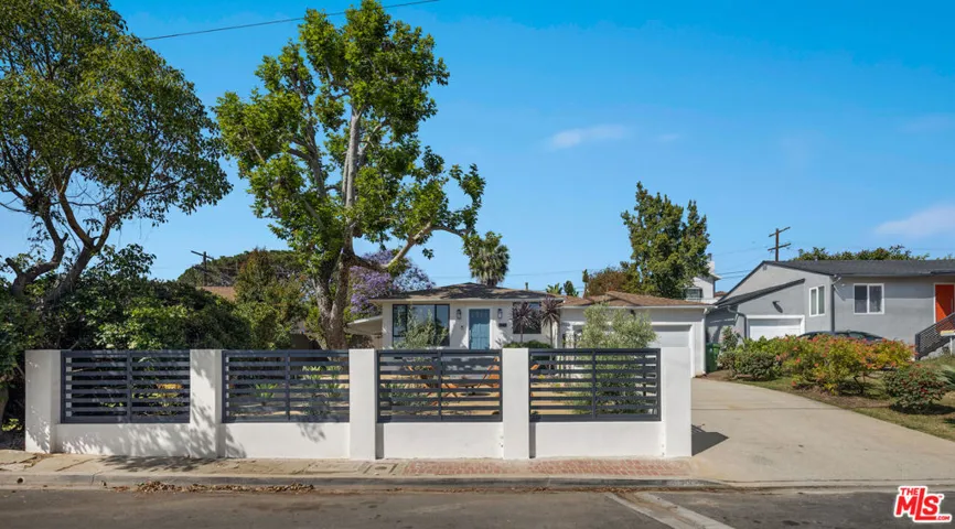 3523 Military Avenue, Los Angeles, California 90034