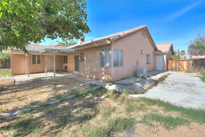 13184 Cardinal, Victorville, California 92392