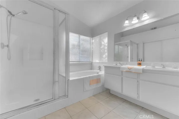 13184 Cardinal, Victorville, California 92392